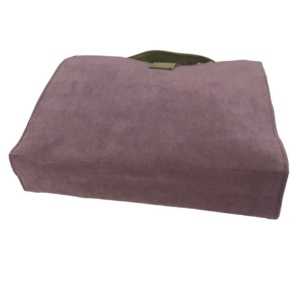 Lavender and Green Toiletries Travel Case - Picture 7 of 14